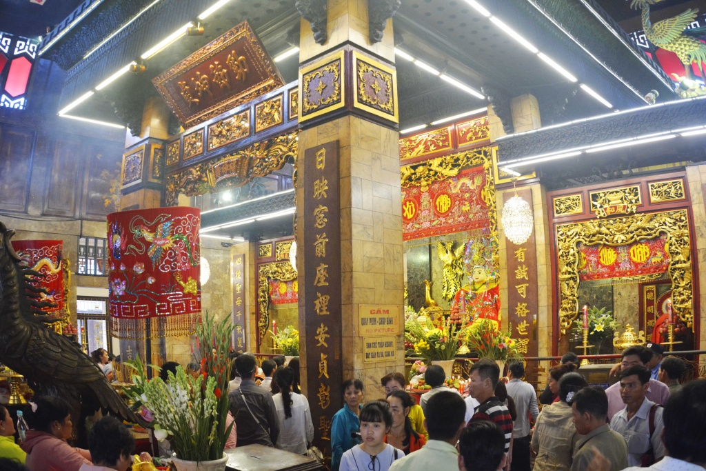 Miếu bà Chúa Xứ: điểm đến du lịch tâm linh nổi tiếng ở miền Tây mieu ba chua xu mot diem den du lich tam linh o mien tay