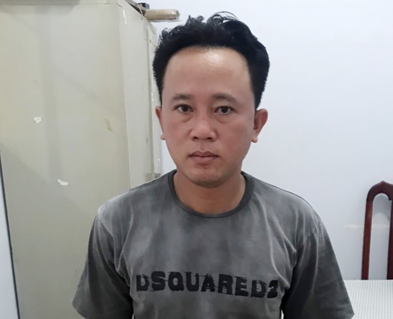 An Giang bắt đối tượng tổ chức cho người xuất cảnh trái phép An Giang bắt đối tượng tổ chức cho người xuất cảnh trái phép