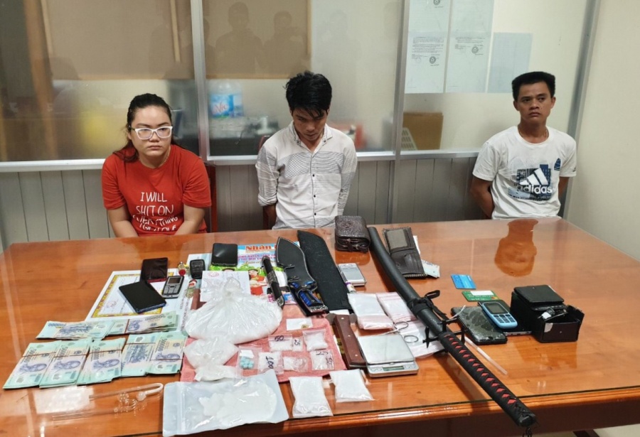 Phá đường dây vận chuyển ma túy từ TP.HCM về Cần Thơ tiêu thụ pha duong day van chuyen ma tuy tu tphcm ve can tho tieu thu