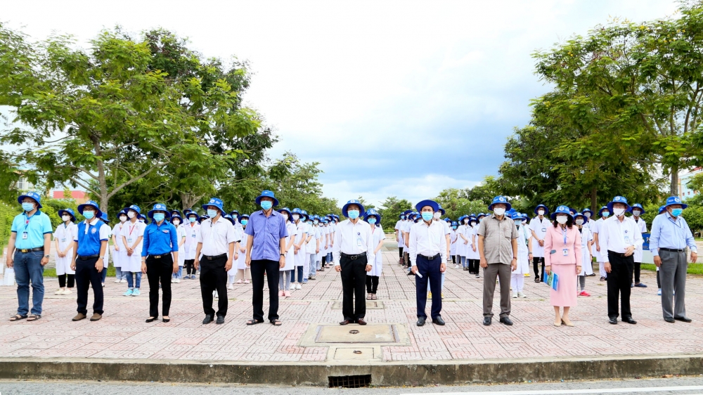 Cần Thơ chi viện lực lượng hỗ trợ Vĩnh Long kiểm soát dịch Covid-19 Cần Thơ chi viện lực lượng hỗ trợ Vĩnh Long kiểm soát dịch Covid-19