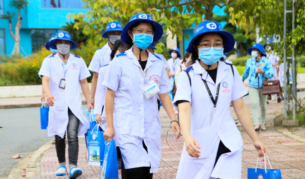 Cần Thơ chi viện lực lượng hỗ trợ Vĩnh Long kiểm soát dịch Covid-19 Cần Thơ chi viện lực lượng hỗ trợ Vĩnh Long kiểm soát dịch Covid-19