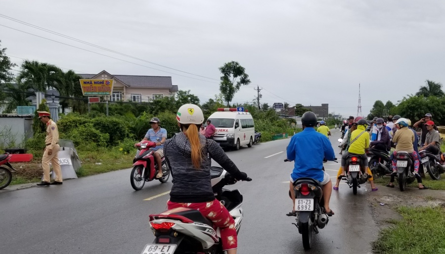 Khởi tố vụ án tạt xăng khiến nhiều cán bộ cưỡng chế thi hành án ở Cà Mau bị thương khoi to vu an tat xang khien nhieu can bo cuong che thi hanh an o ca mau bi thuong
