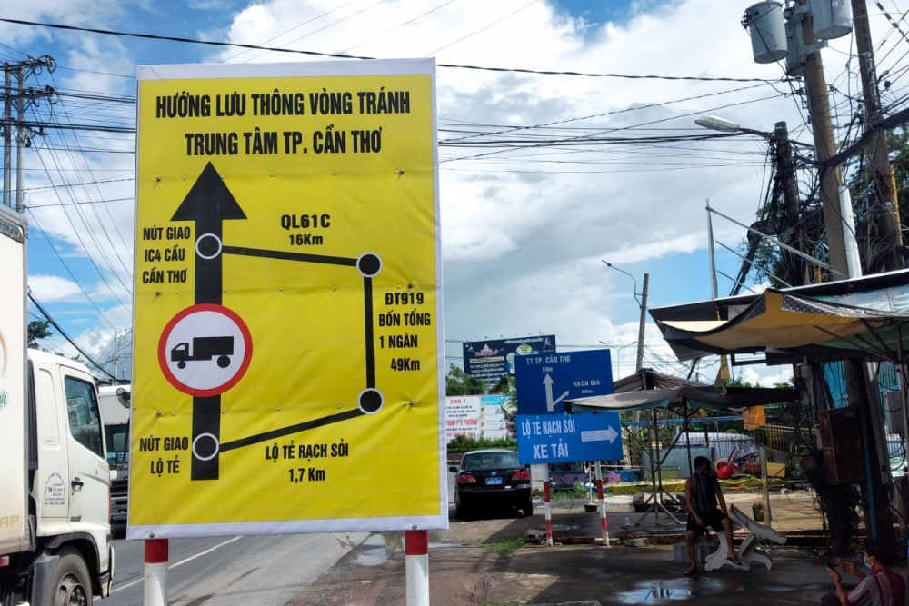 Cần Thơ thu hồi văn bản phân luồng, cấm xe 'quá cảnh' đi qua QL 91 và QL91B Cần Thơ thu hồi văn bản phân luồng, cấm xe 'quá cảnh' đi qua QL 91 và QL91B