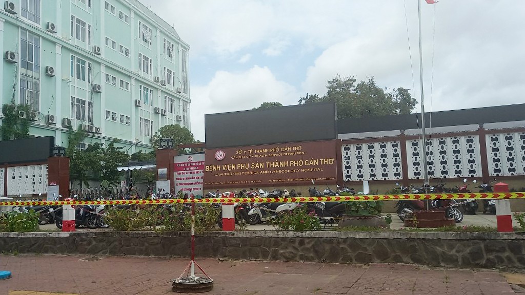 Cần Thơ cách ly 2 bệnh viện để phòng, chống dịch COVID-19 Cần Thơ cách ly 2 bệnh viện để phòng, chống dịch COVID-19