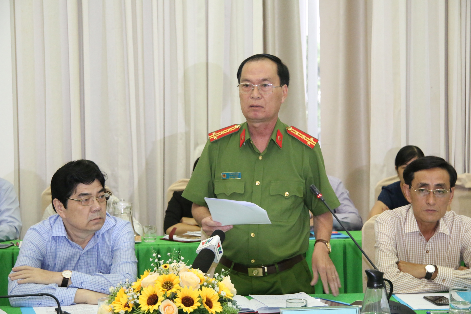 Cần Thơ nóng chuyện 140 khu dân cư tự phát, ngập lụt hơn 100 tuyến đường can tho nong chuyen 140 khu dan cu tu phat ngap lut hon 100 tuyen duong