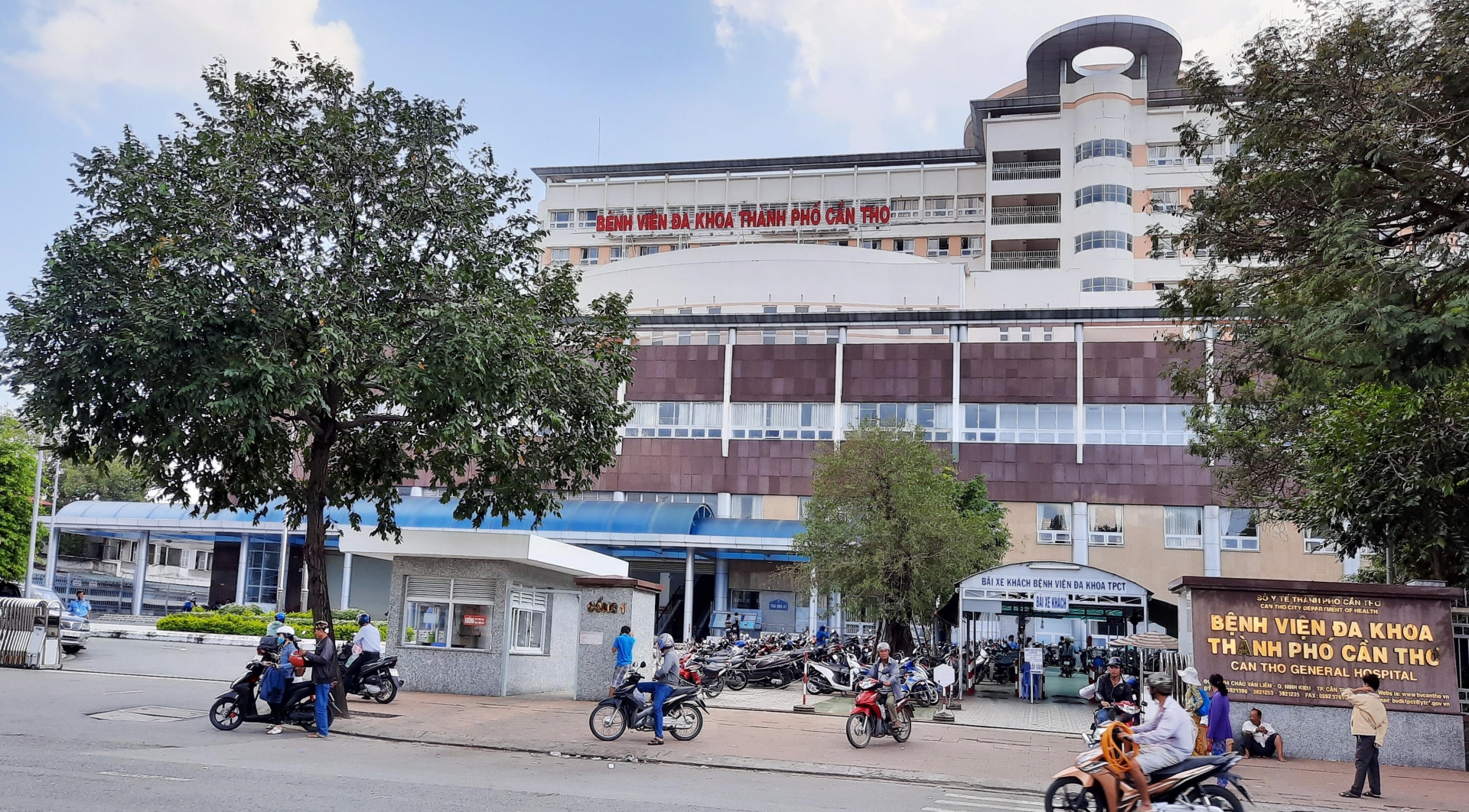 Bệnh nhân bất ngờ nhảy lầu tự tử tại bệnh viện benh nhan bat ngo nhay lau tu tu tai benh vien da khoa tpcan tho
