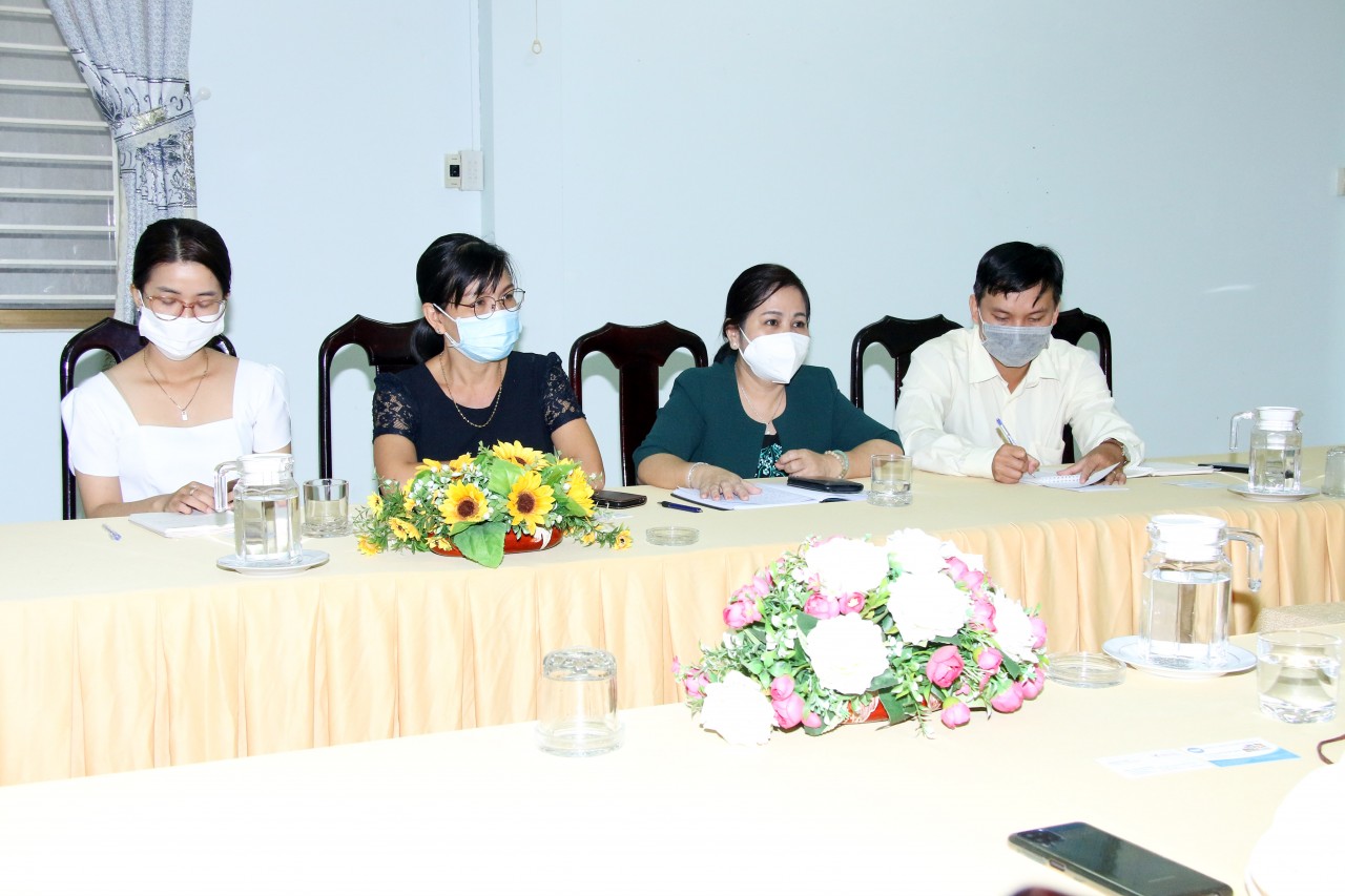MYI triển khai dự án tín dụng vi mô hỗ trợ các người buôn bán nhỏ tại TP Cần Thơ MYI triển khai dự án tín dụng vi mô hỗ trợ các người buôn bán nhỏ tại TP Cần Thơ