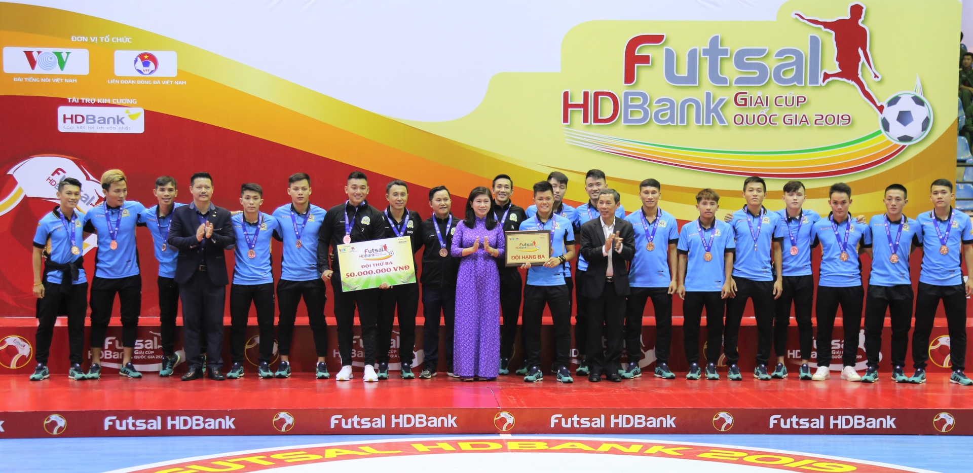 Sanvinest Sanatech Khánh Hòa lên ngôi vô địch Giải Futsal HDBank Cúp Quốc gia 2019 sanvinest sanatech khanh hoa len ngoi vo dich giai futsal hdbank cup quoc gia 2019