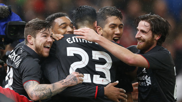 ha stoke city liverpool rong cua vao chung ket