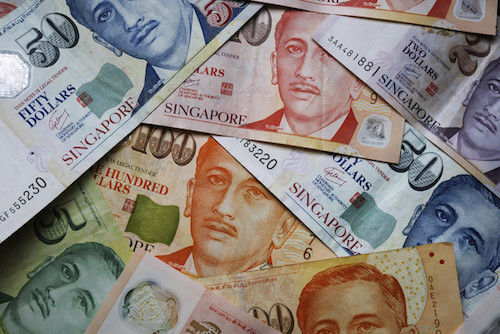 singapore hai nguoi viet bi bat vi toi an trom nua trieu sgd