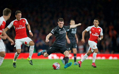 liverpool arsenal co hoi ban pha cho phao thu