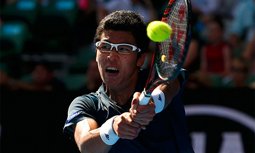 giai australia mo rong djokovic serena williams khoi dau suon se