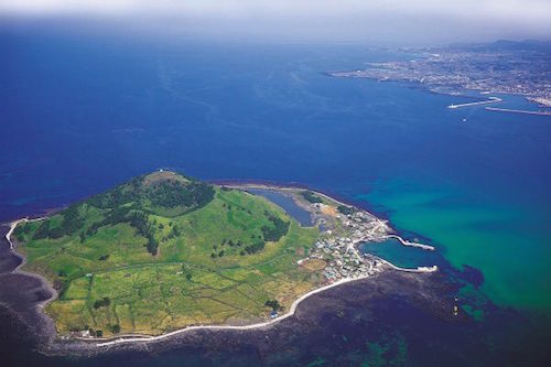 tim thay them 9 du khach viet nam trong nhom bien mat o dao jeju