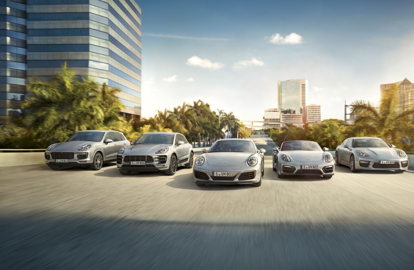 porsche viet nam tang 100 doanh so ban hang so voi nam 2014