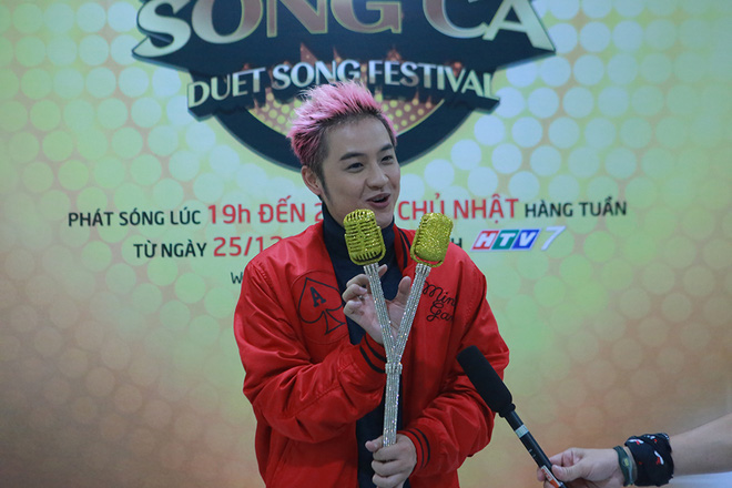 bua an tam bo cua thanh duy sau anh den san khau