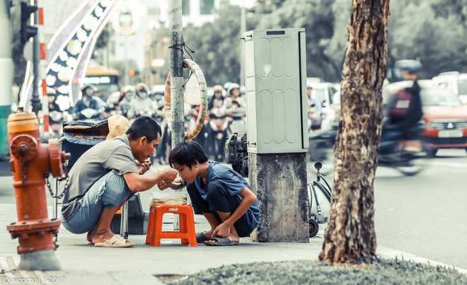 giua ngay giap tet voi va buc anh nay khien nhieu nguoi lang long minh lai