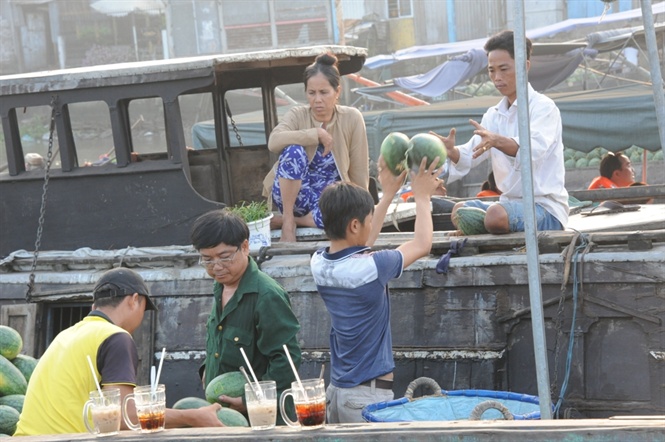 ngam cho noi ngay tet o mien tay