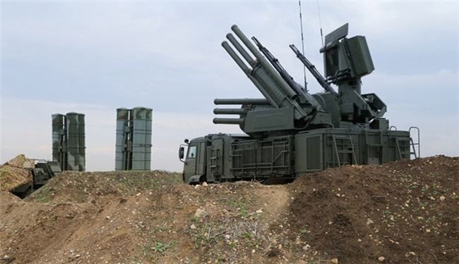 can cu khong quan khmeimim cua nga o syria mieng moi ngon cho may bay khong nguoi lai