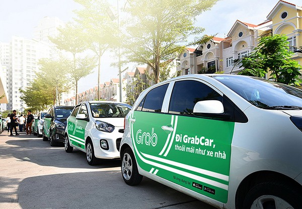 ha noi cam xe grab uber di vao 13 tuyen pho khung gio cao diem tu ngay mai