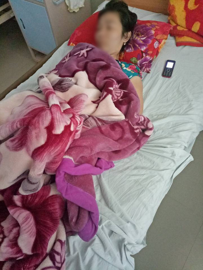 tam dinh chi cong tac chuyen mon nu ho sinh cap nham thuoc pha thai khien san phu mat con
