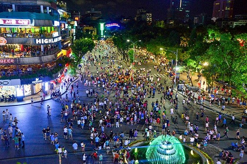 hang chuc man hinh lon phuc vu nguoi dan xem chung ket u 23 mien phi