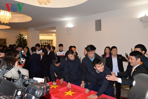 thu tuong hay co tinh than tien cong ben bi nhu doi u23 viet nam