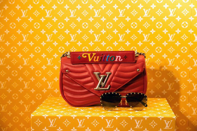 sau iphone tui xach louis vuitton co the la nan nhan tiep theo o trung quoc