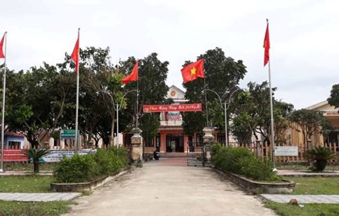 pho chu tich xa bi to cung nguoi dep tam su o bo de bi em ho cua chong bat gap