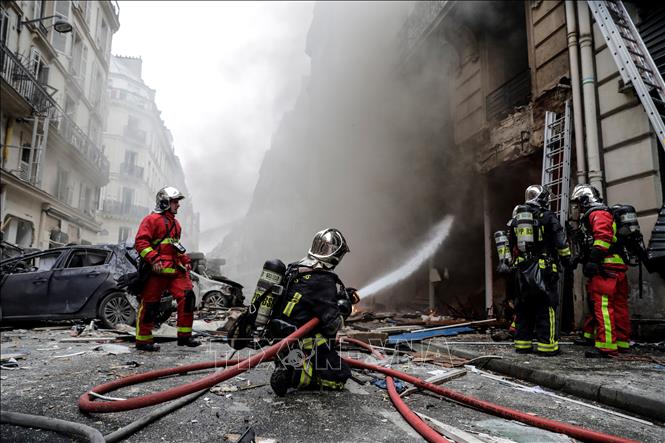 vu no paris khong co nan nhan nao la cong dan viet nam