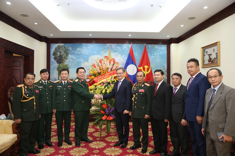 bo quoc phong viet nam chuc mung ngay thanh lap quan doi nhan dan lao