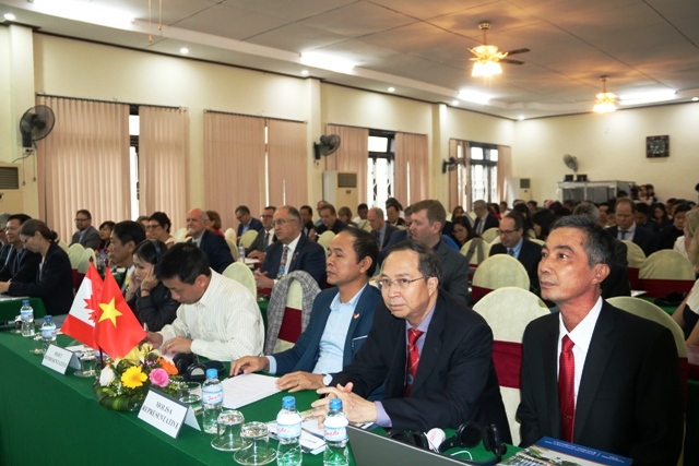 phat trien quan he doi tac giao duc giua viet nam canada