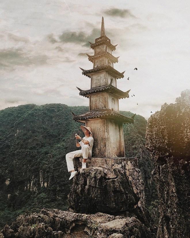 dan nguoi dep hot girl viet dua nhau check in song ao o ninh binh