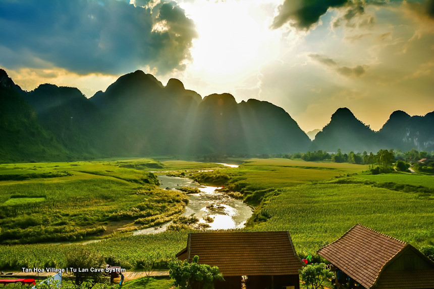 quang ba du lich phong nha ke bang den hollywood