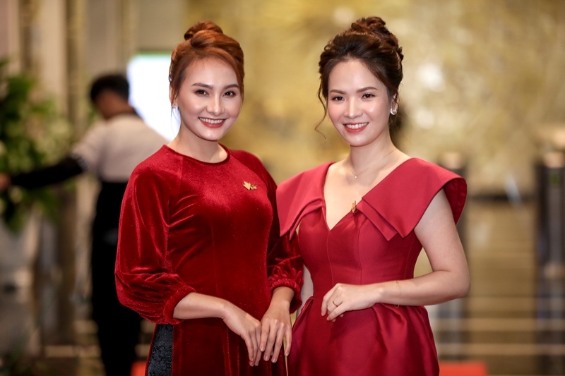nsnd hoang dung nsut minh vuong chia se nhung viec tu te lam tham lang