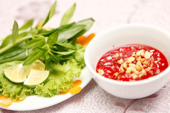 dak lak nhiem trung huyet suy da co quan sau khi an tiet canh lon