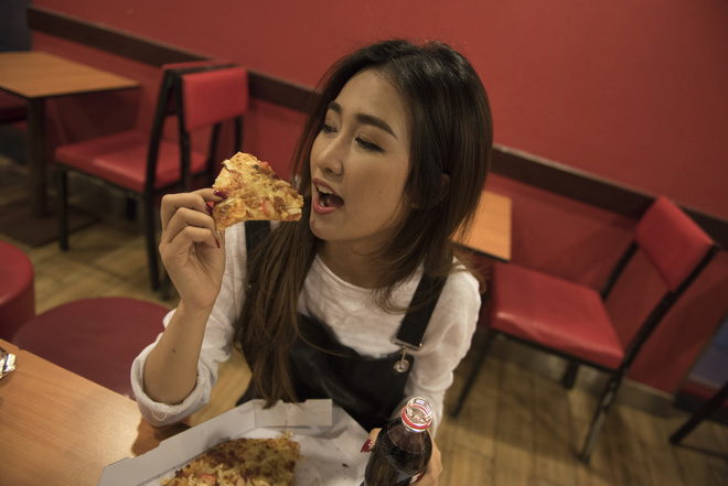 trang moon khong buon vi doc than ngay valentine