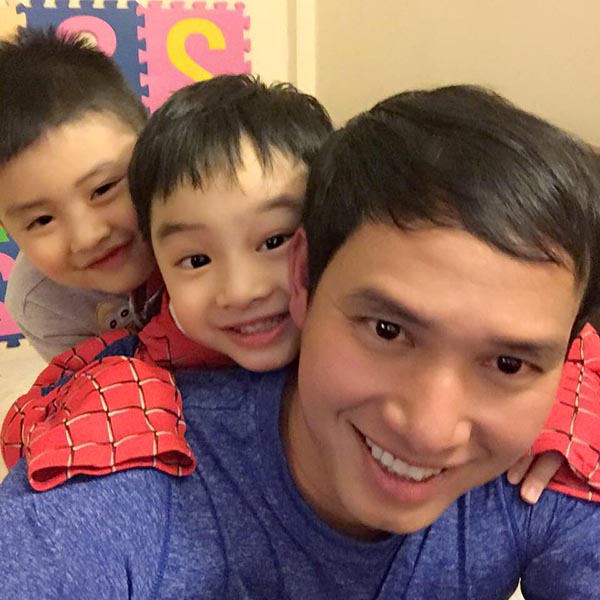 chan dung my nam tung vuot mat binh minh de tro thanh sieu mau viet nam dau tien