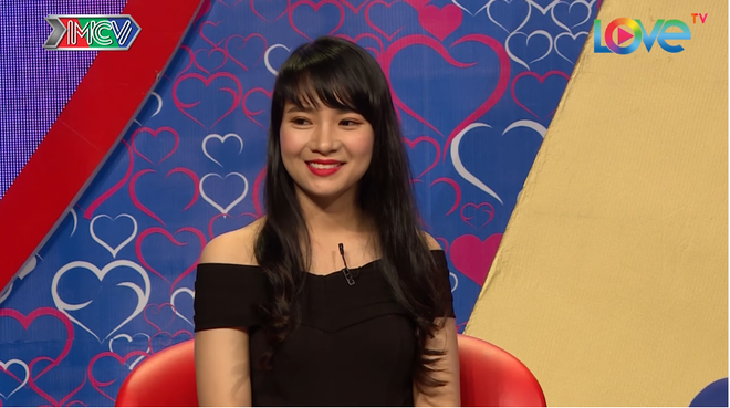 anh chang thuy thu thich thu khi chiem duoc nu hon dau cua co nang ke toan