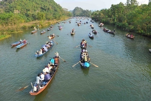 thang gieng tray hoi xuan