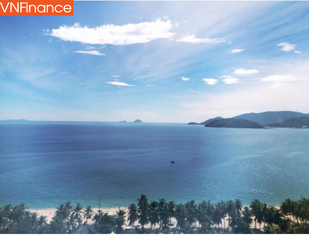 bat dong san nha trang van dang cho mot cong trinh bieu tuong