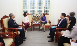 to chuc gsmdm kham chua benh nhan dao cho 1500 nguoi cao bang trong thang 7