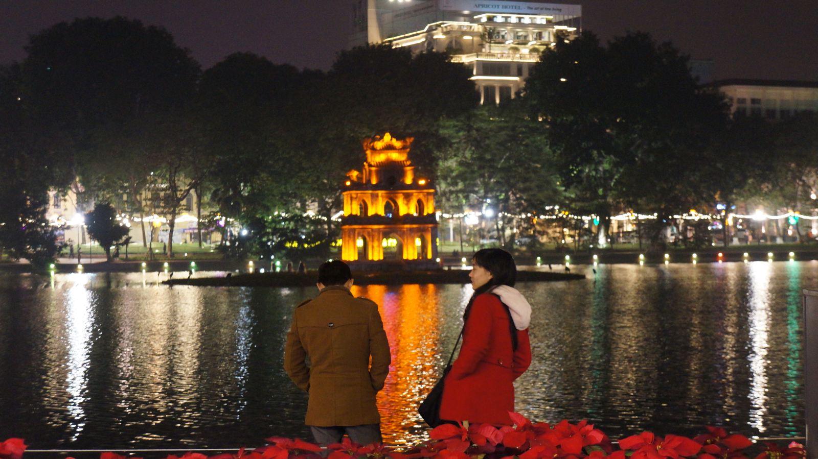 ngay quoc te phu nu 83 di dau va lam gi tai ha noi