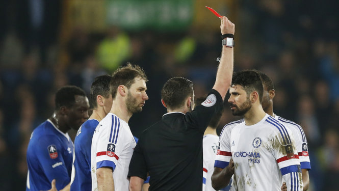 ke bi ruong bo khien chelsea om han tai tu ket cup fa