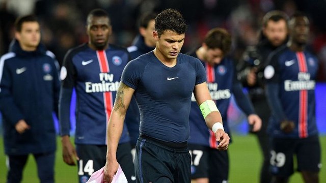 psg bat ngo guc nga ngay tren san nha truoc monaco