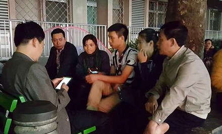 thai phu nguy kich sau khi kham tai phong kham tu