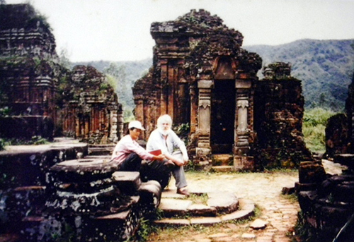 tuong nho kazik kien truc su ba lan het minh cho nhung di tich cua viet nam