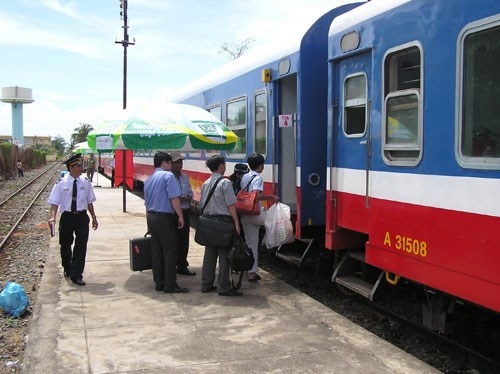 tang 43 doan tau dip nghi le 304