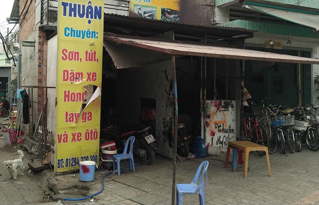 xac dinh 2 nhom doi tuong trong vu dap pha nem bom xang dot tiem sua chua xe may trong dem