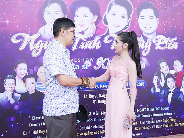 phuoc sang gay di trong thay