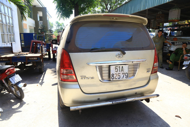 nhan chung ke giay phut chien si csgt bi o to cho thuoc la lau tong vang xuong duong